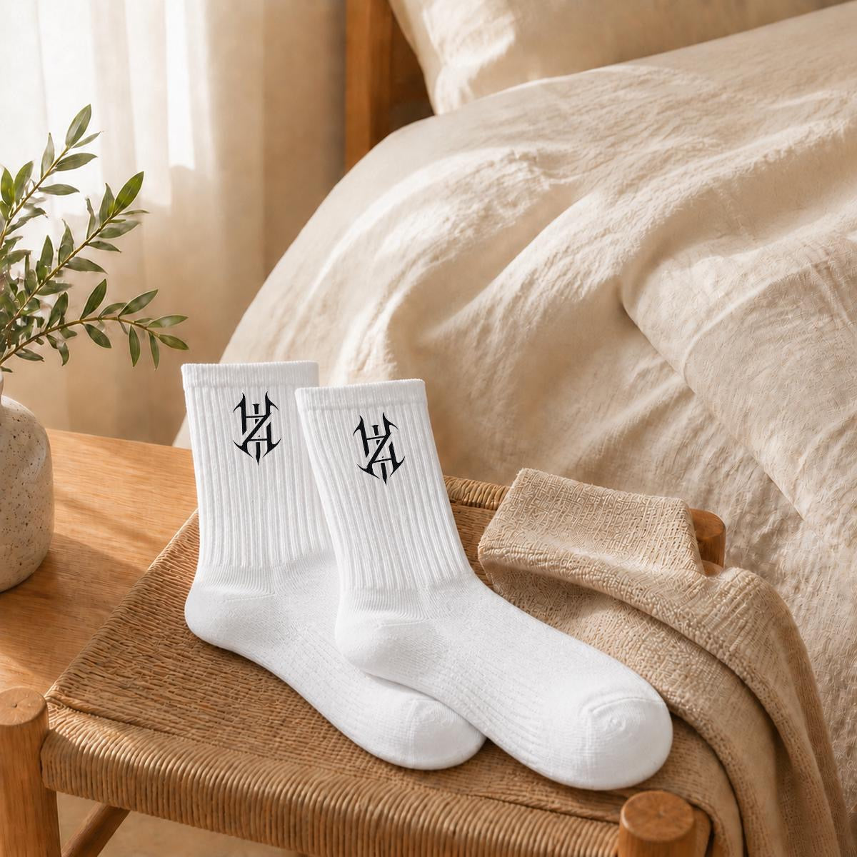 HazeAllure embroidered socks