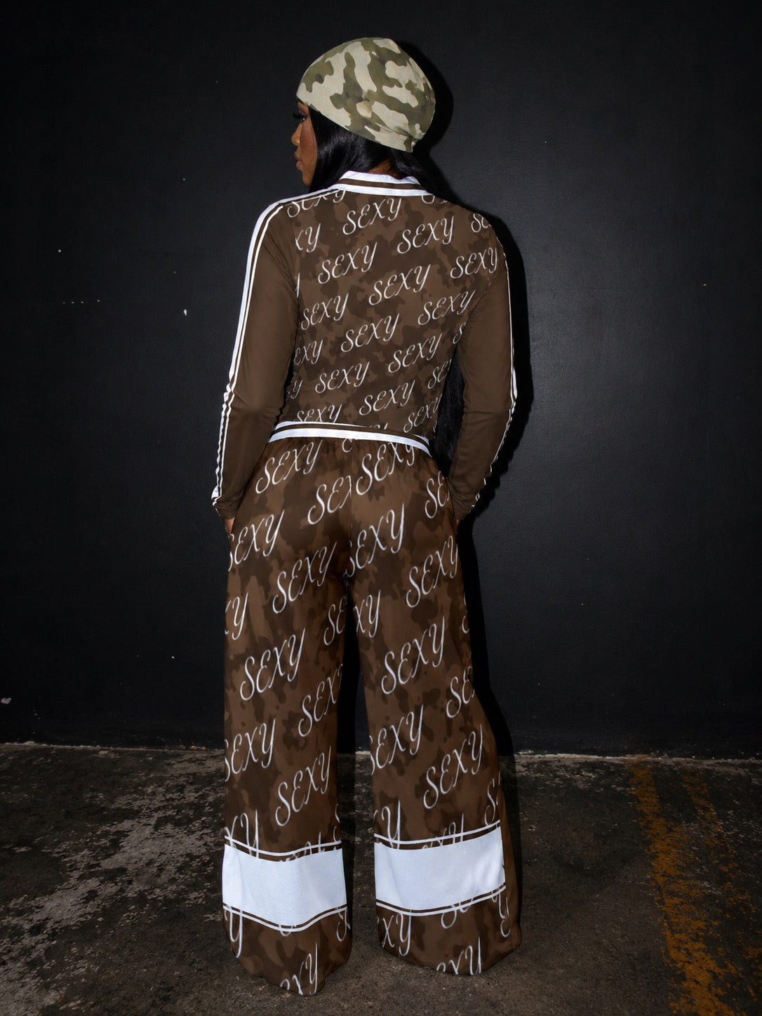 Chaos Chic Camo set. (Brown)